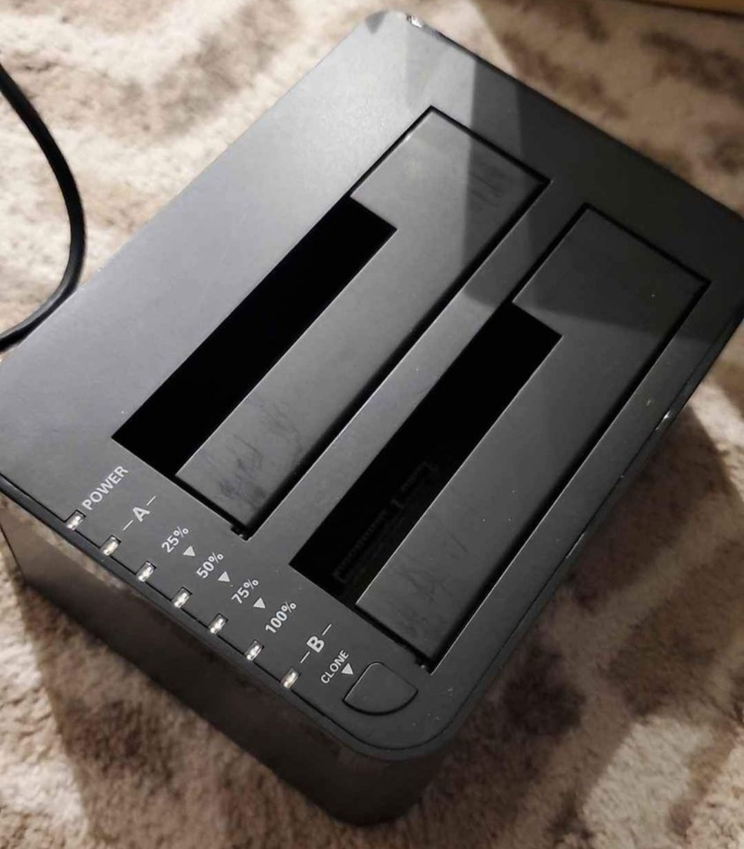 USB C 3.0 to SATA External Hard Drive Docking Station thumbnail