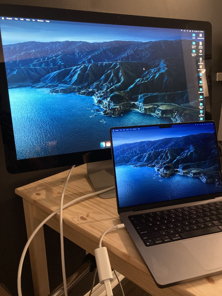Apple LED Cinema Display 24” - photo 2