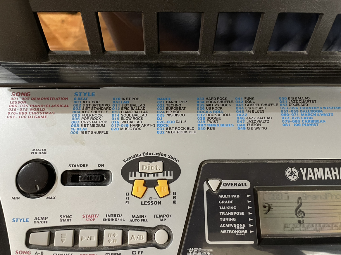 Yamaha PSR - 175 Keyboard with Stand - photo 3