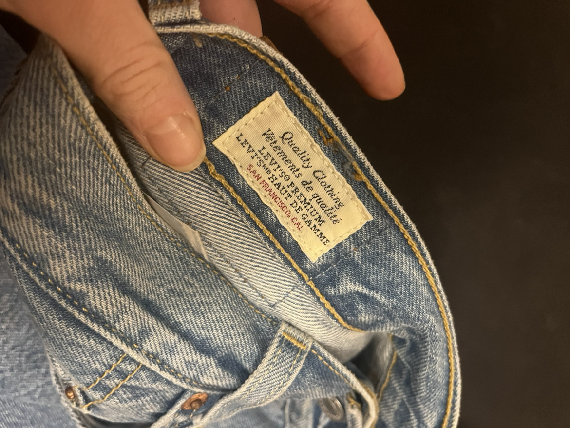 Levi 501 Women’s Jeans image indicator(3)