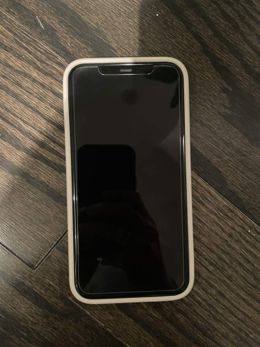UNLOCKED iPhone 11 - 64GB - Green thumbnail