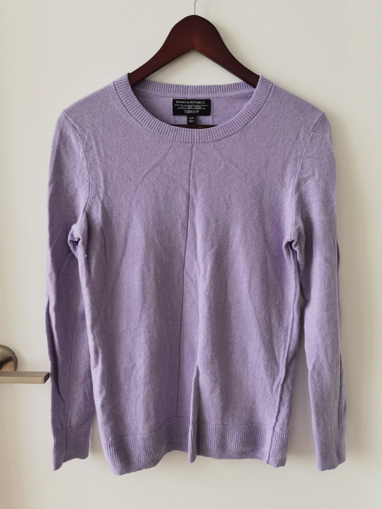 Banana Republic Sweater, Size S, Almost New thumbnail