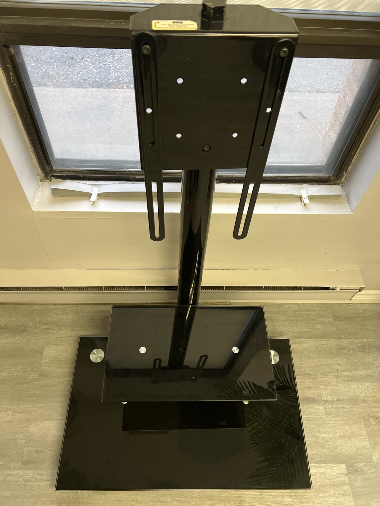 Tempered glass TV stand - photo 2