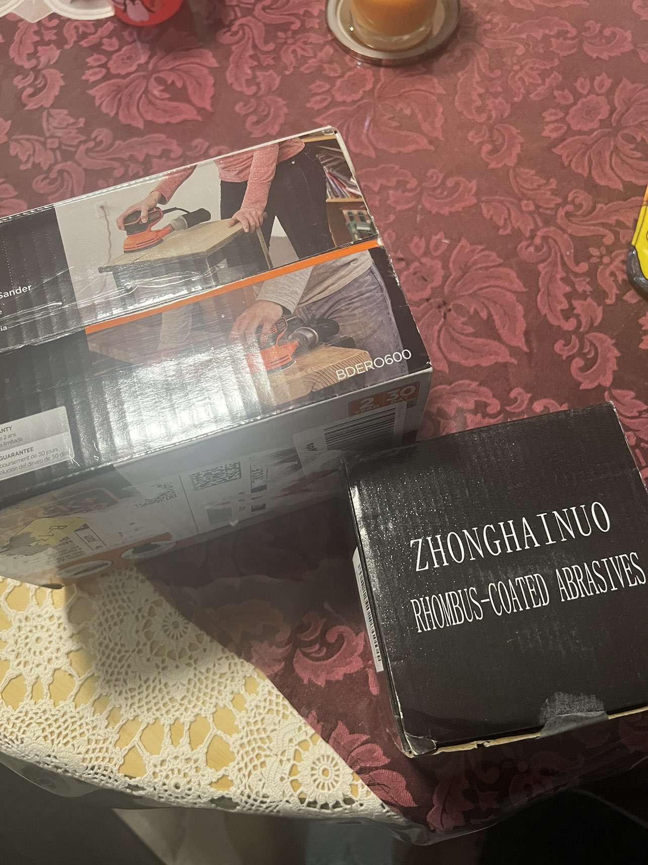 Black +Decker Orbit sander with sander pads (BRAND NEW) image indicator(6)