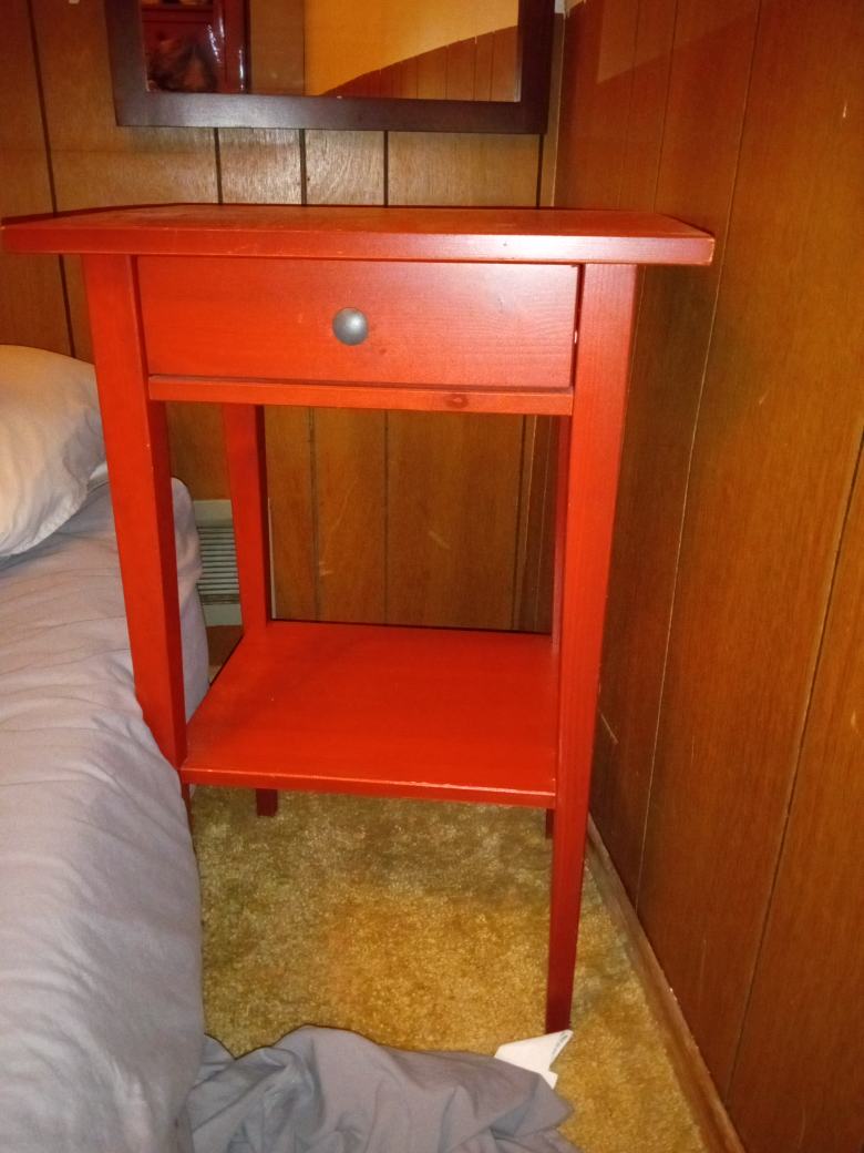 Dresser and end table - photo 2