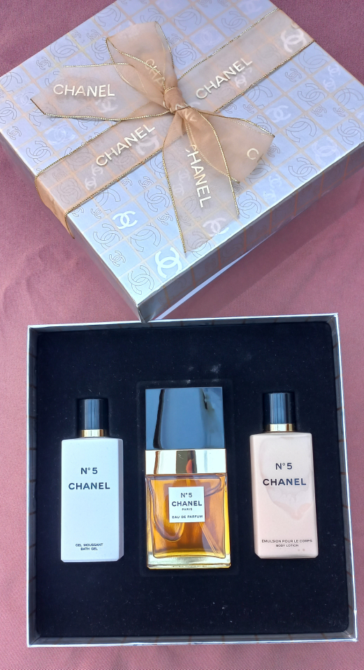 CHANEL perfume