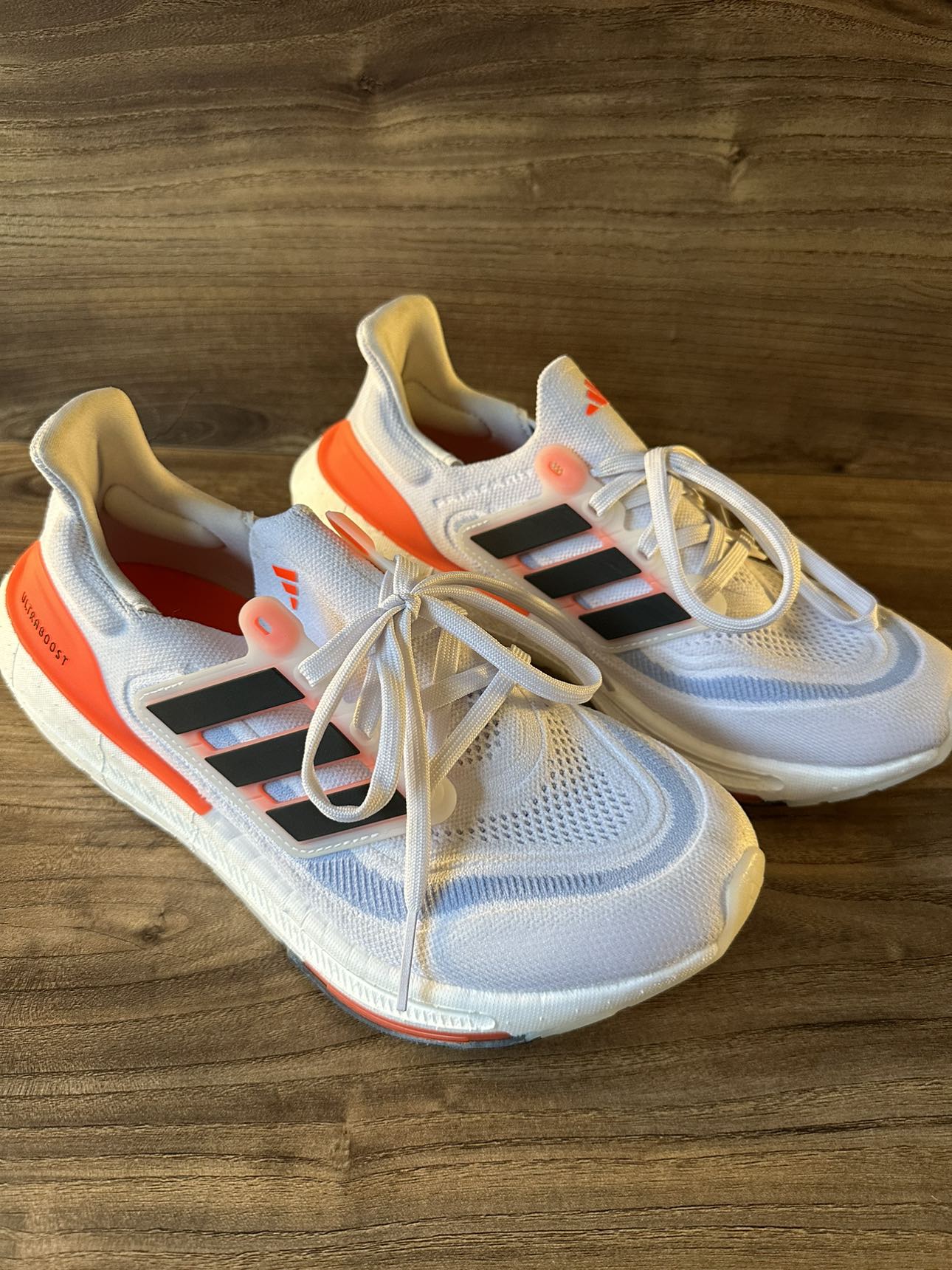 Adidas Ultraboost Light thumbnail