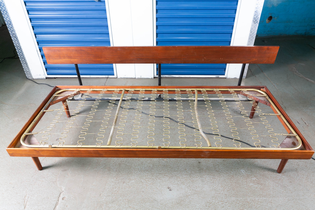 Danish Mid Century Modern Daybed - - photo 2