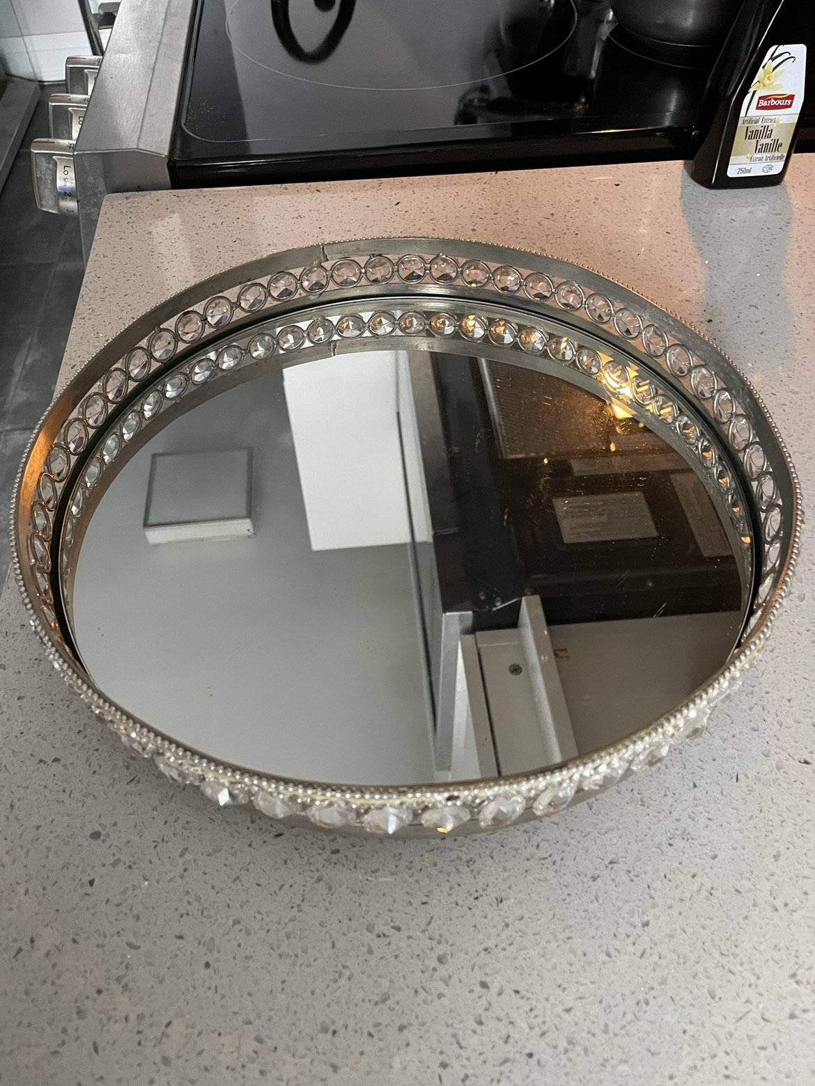 Mirrored circular tray thumbnail