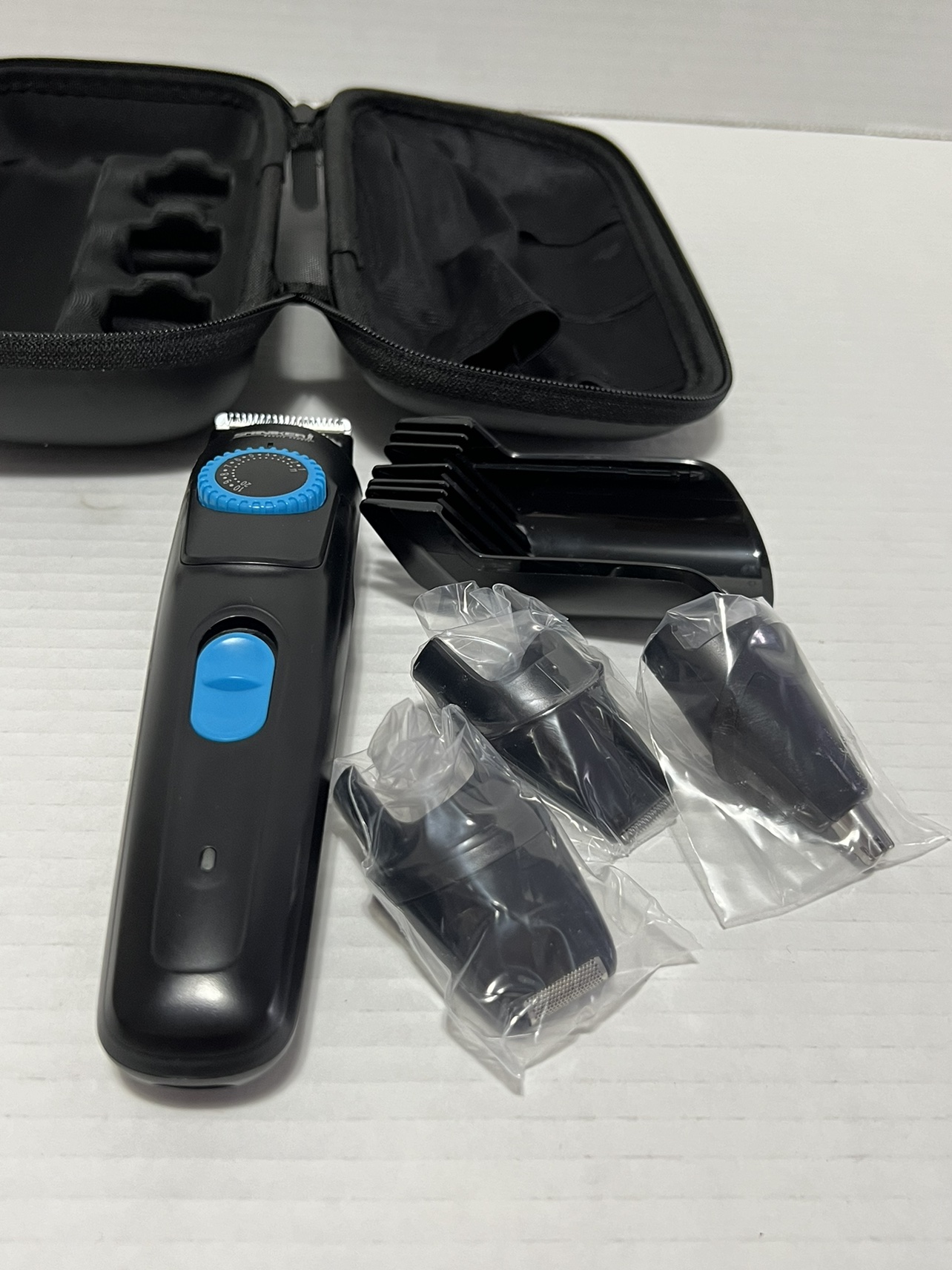 Grooming Kit Electric Head for Hair Beard Clippers Nose Beard image indicator(3)