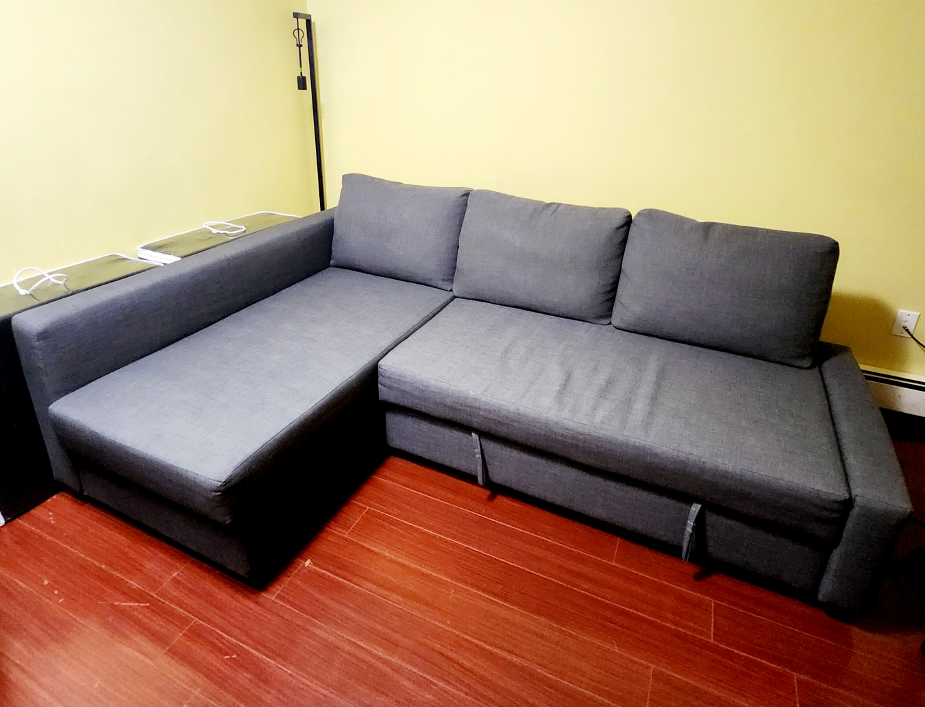 L-Shaped  grey sofa-bed / storage
