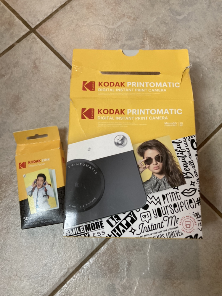 Instant camera thumbnail