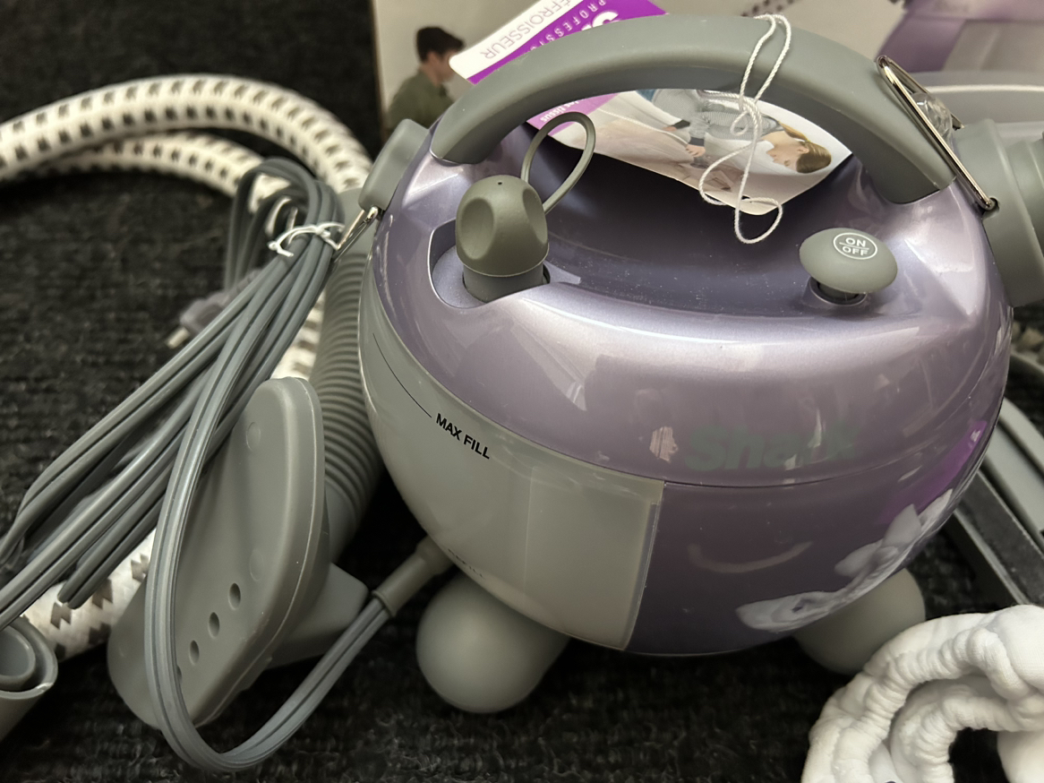 Shark brand Garment steamer image indicator(4)