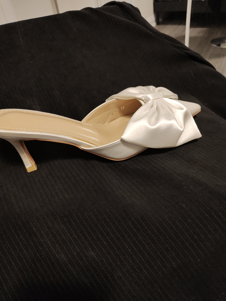 white silky Mule - photo 3