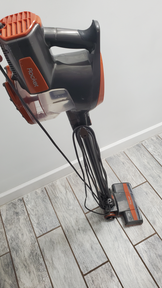 Shark Vacuum - photo 3
