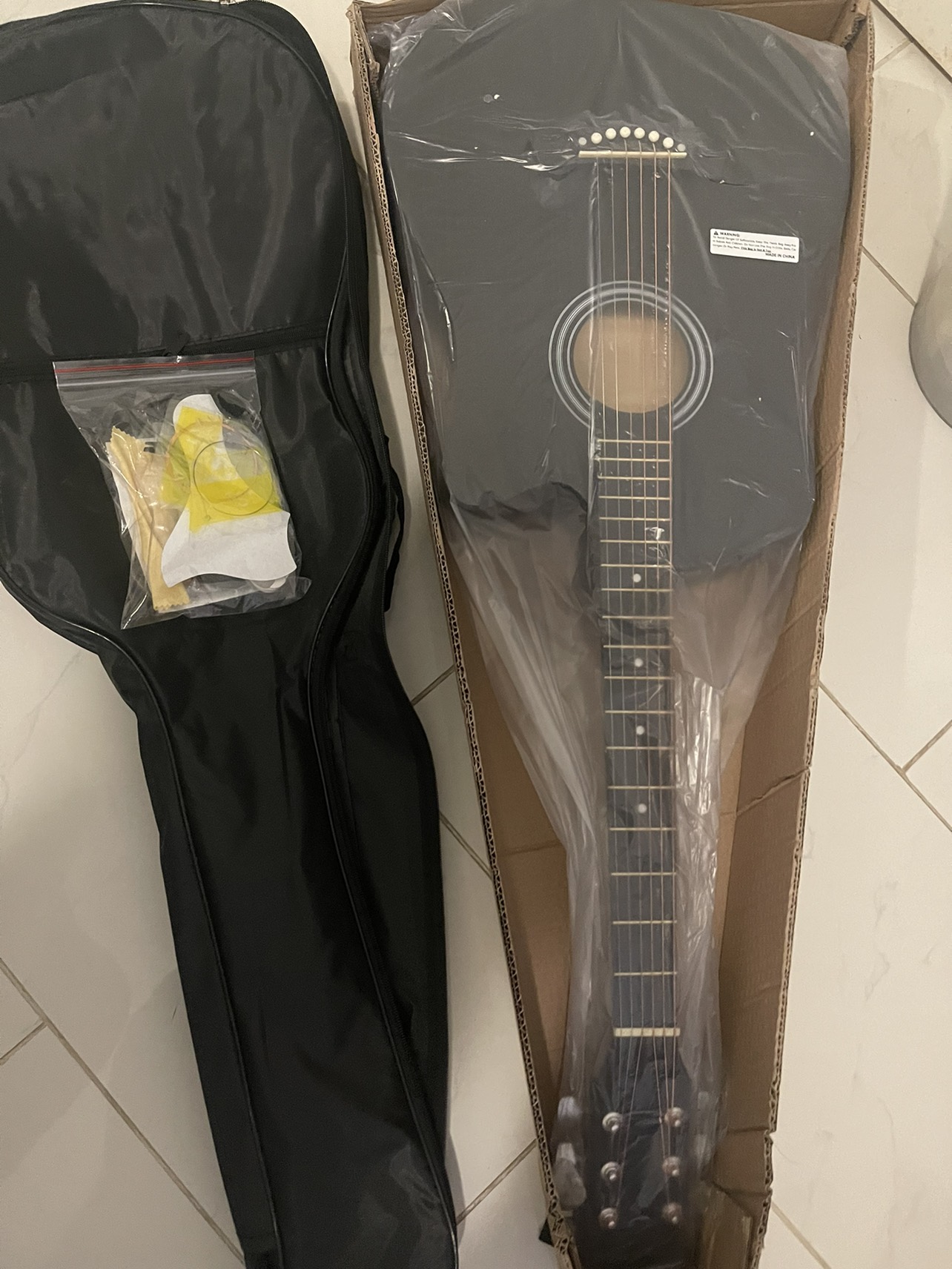 Brand new acoustic guitar - photo 2