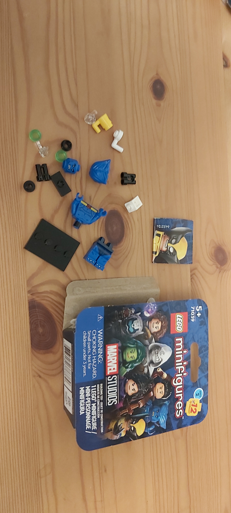 Sell/Trade Lego Marvel Series 2 Beast thumbnail