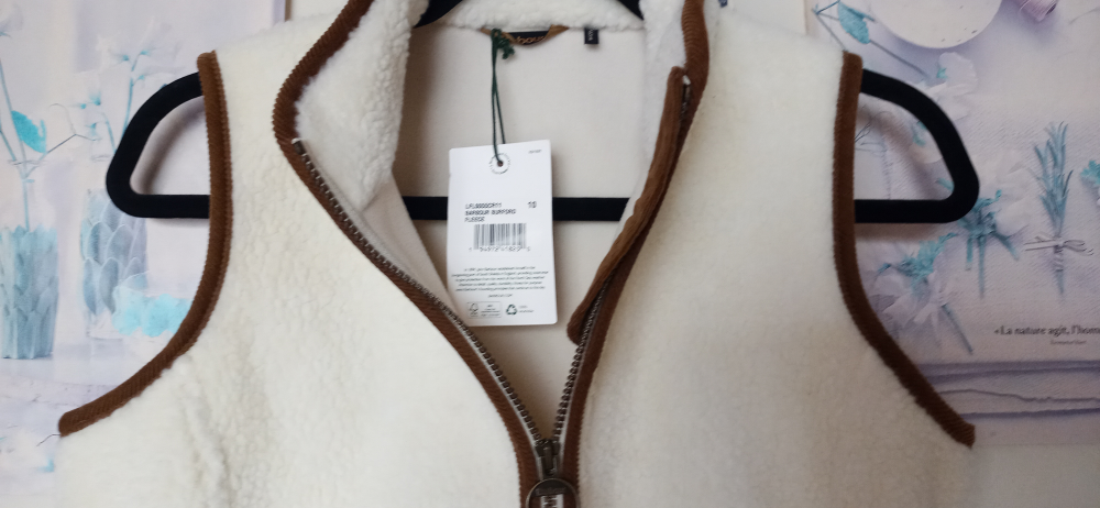 Brand new fleece vest Barbour image indicator(7)