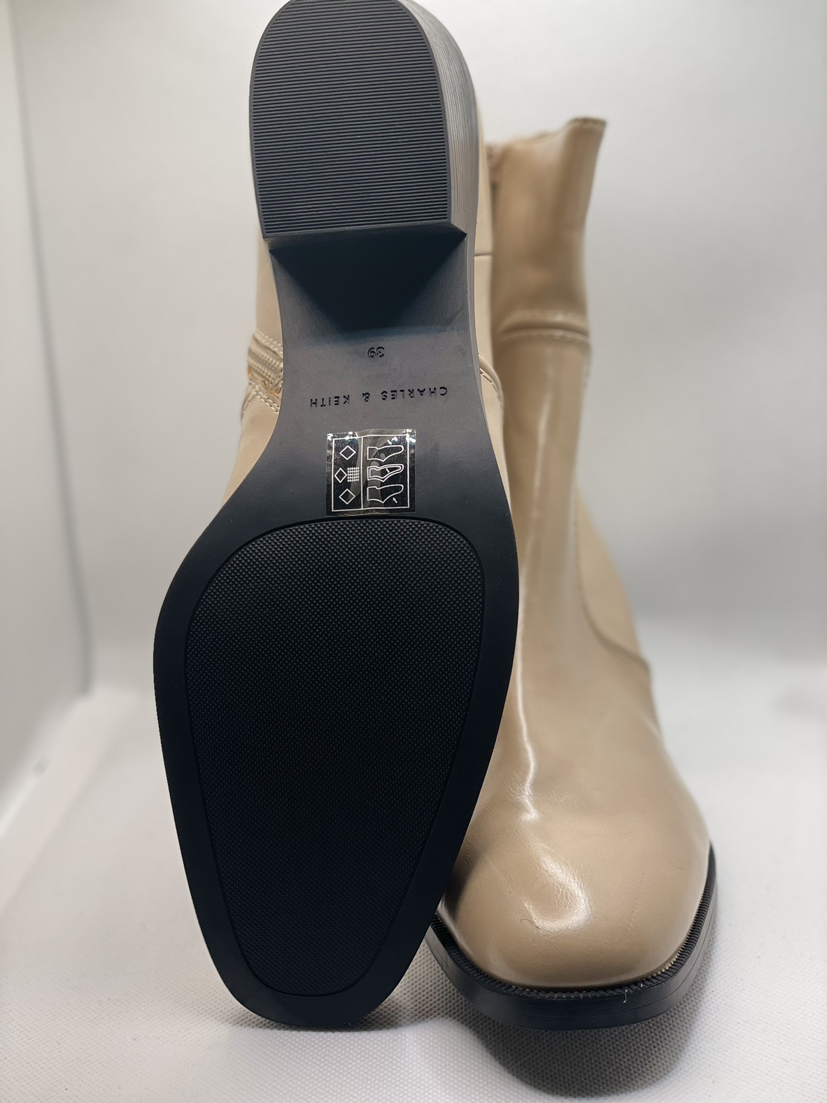 Charles & Keith boots - photo 2