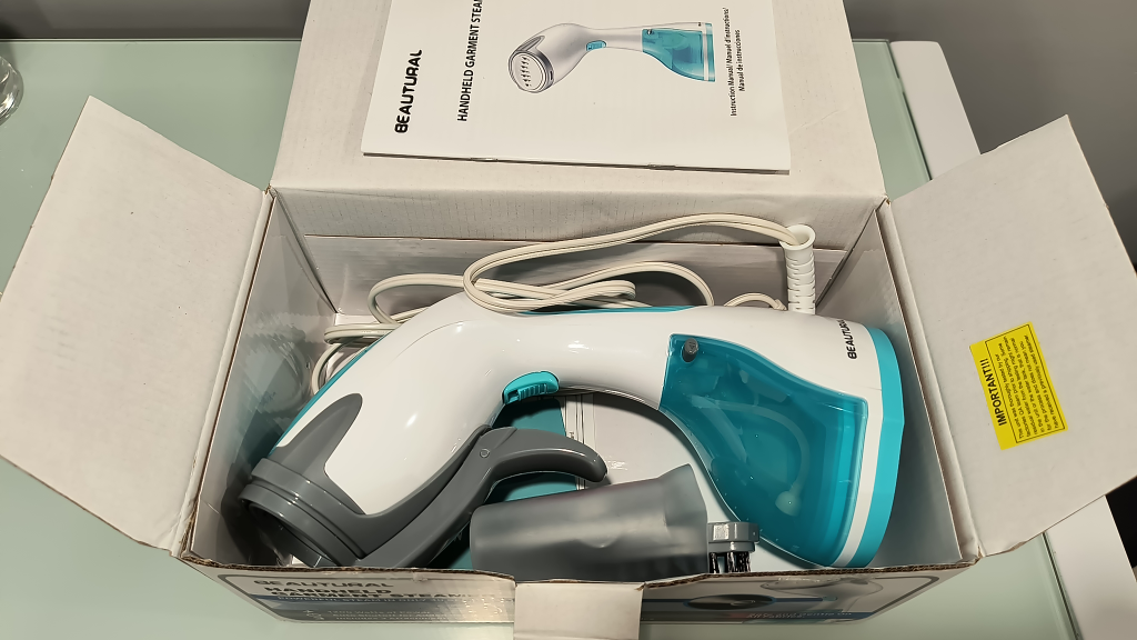 Handheld Garment Steamer thumbnail