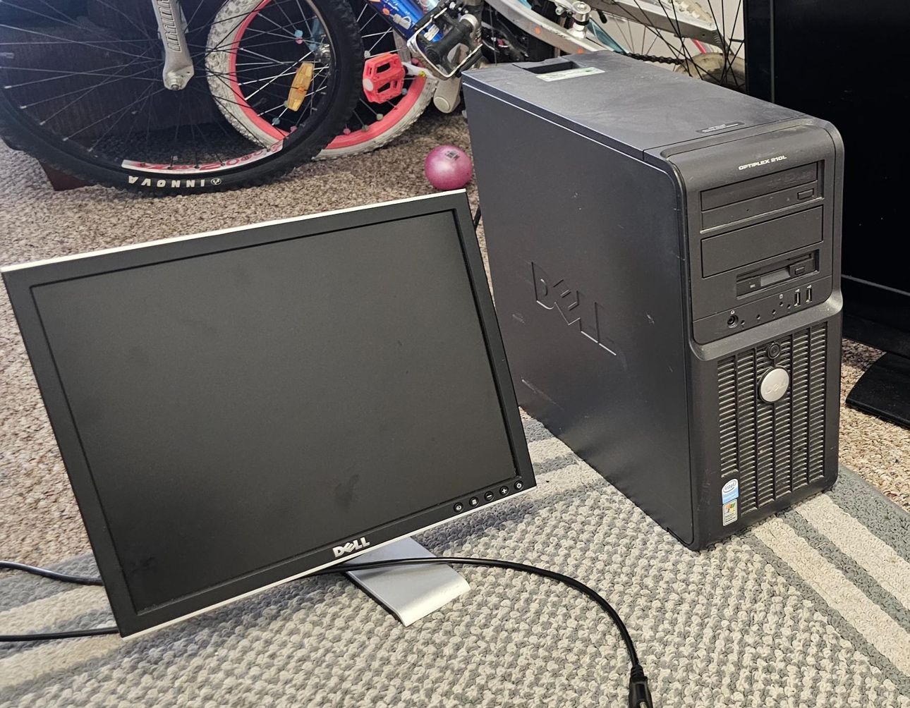 Selling computer thumbnail