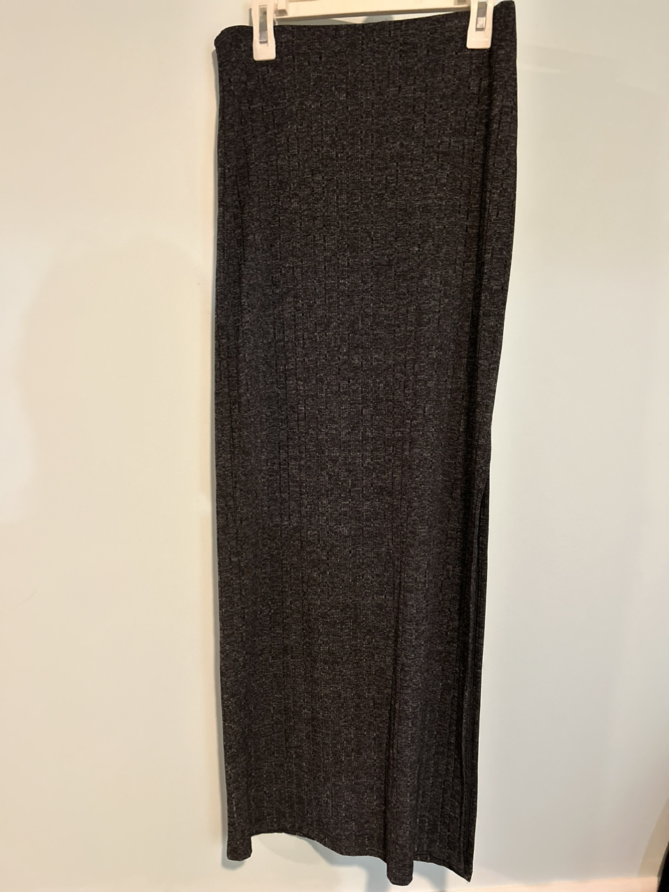 Long fitted skirt