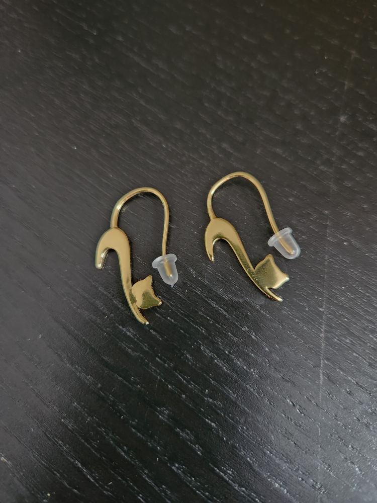 Gold cat earrings thumbnail