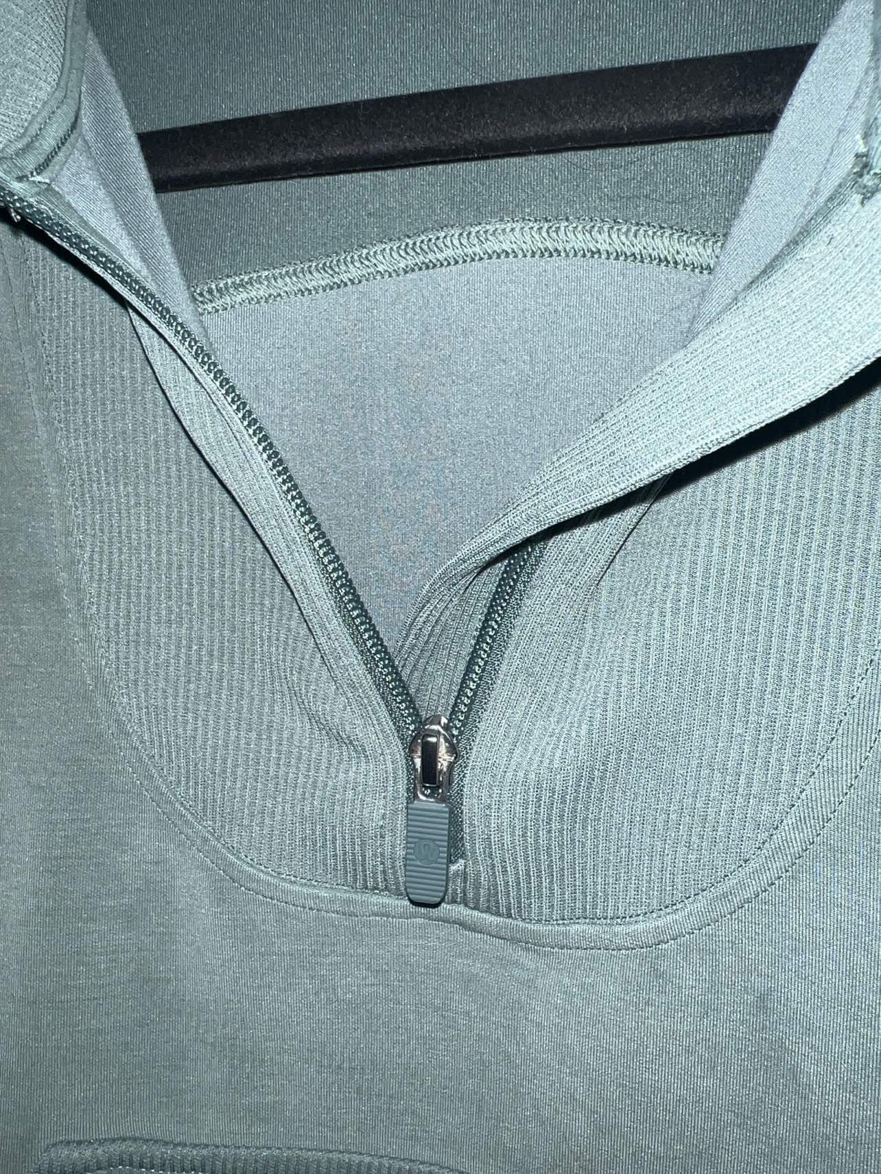 Lululemon Half Zip Size 8 - New - photo 4