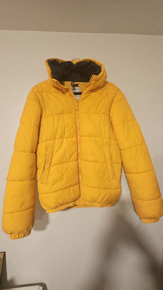 H&M YelloW  puffer jacket thumbnail