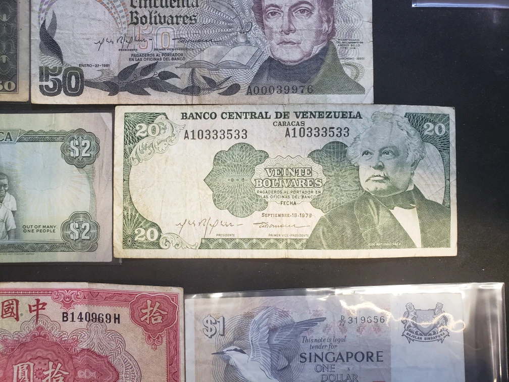 Collectors Bank Notes image indicator(10)