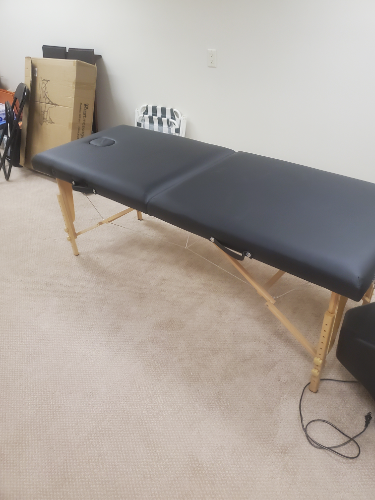 Massage Table - photo 3