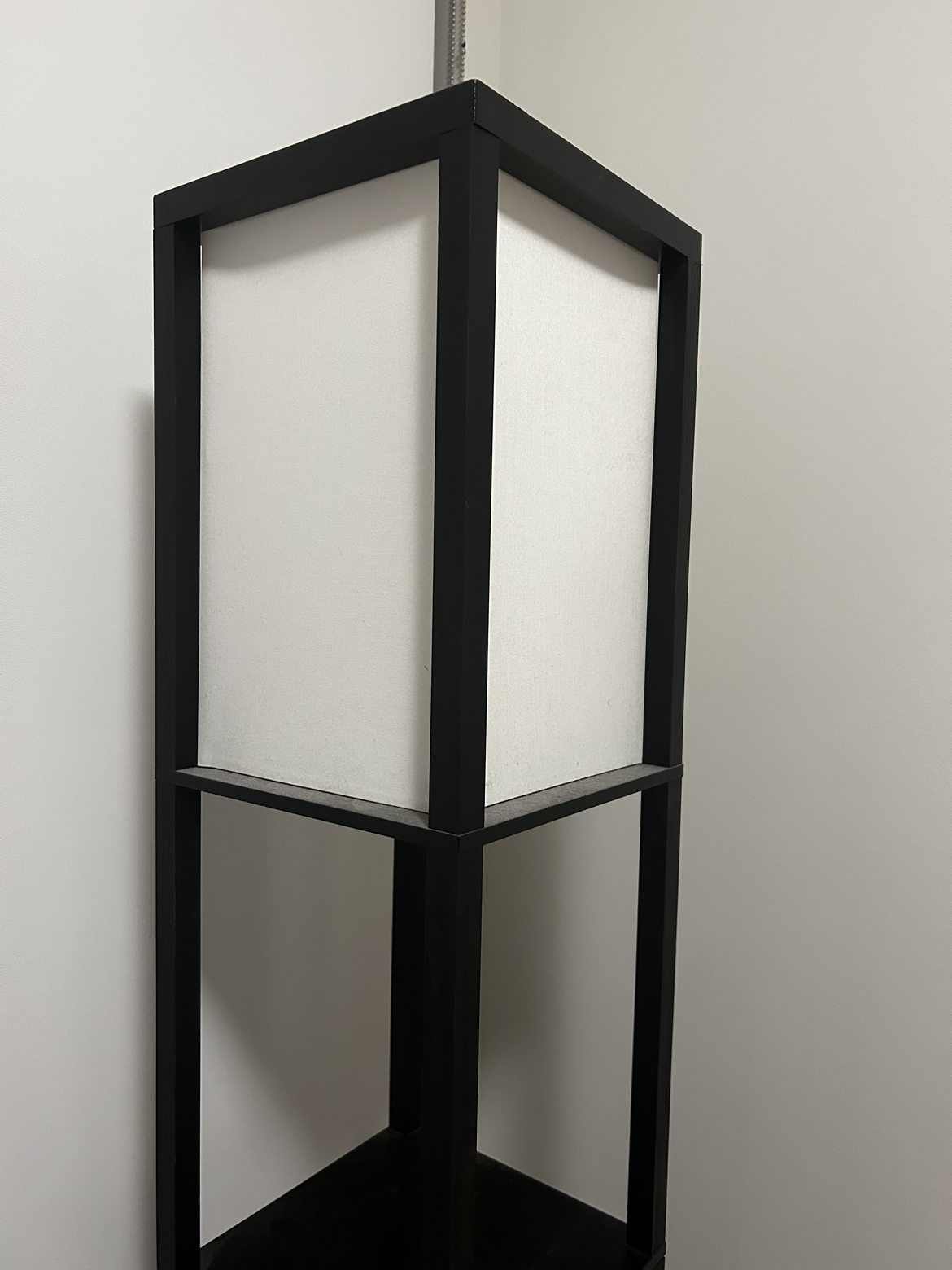 A pair of bed side lamps - photo 3