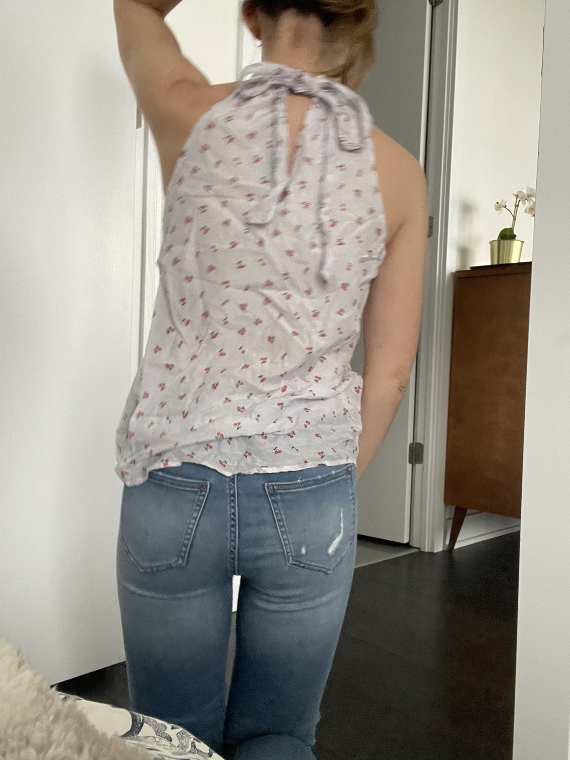 Cute cherry top 🍒 size 2 image indicator(2)