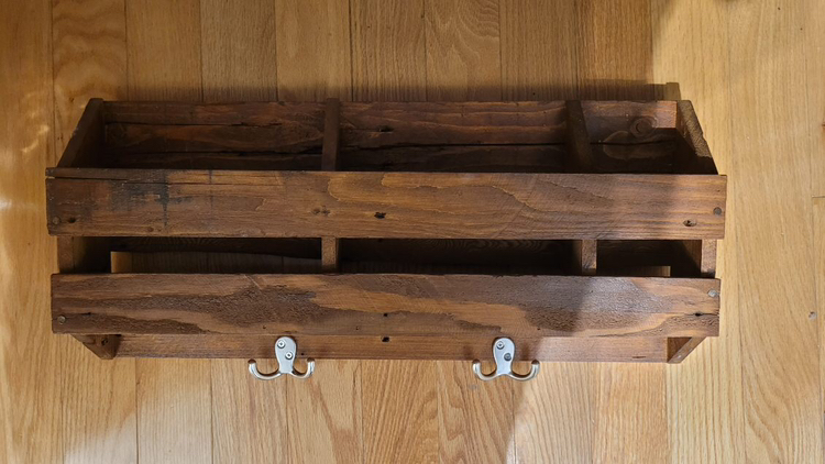 Handmade solid wood wall organizer - photo 2