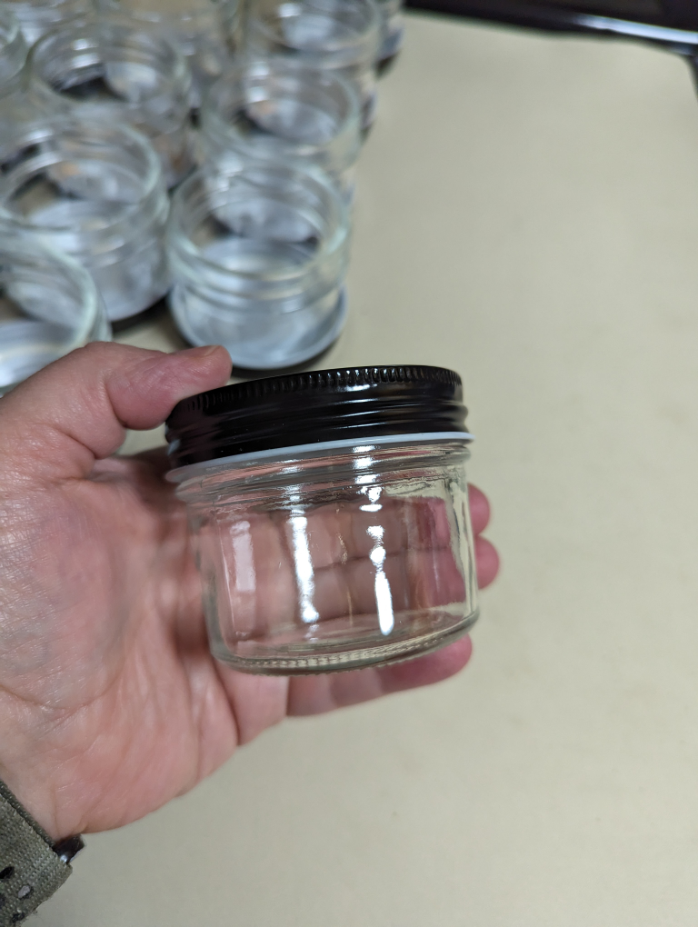 4oz & 8oz Glass Containers - photo 2