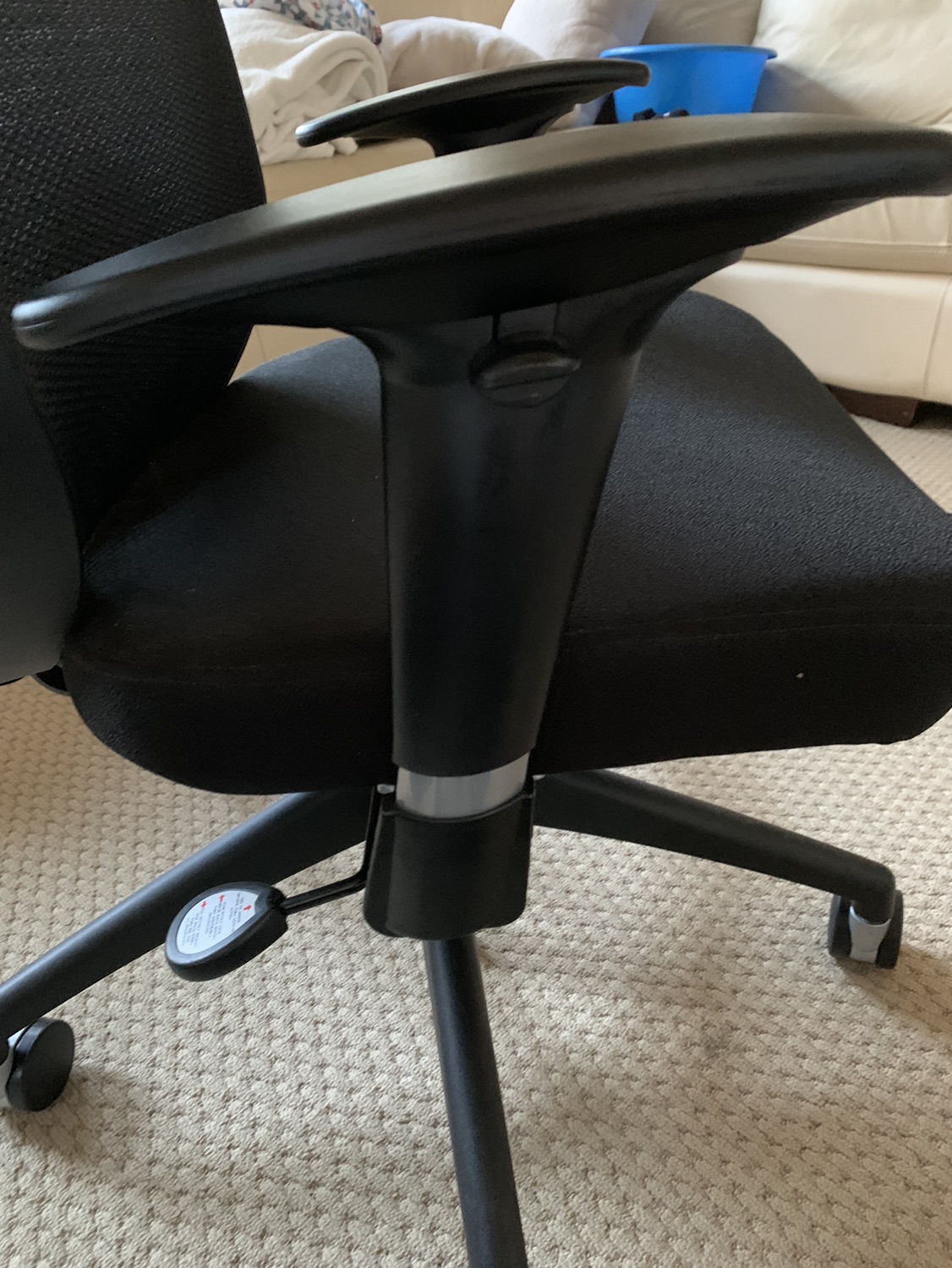 Black Adjustable Office Chair - photo 3