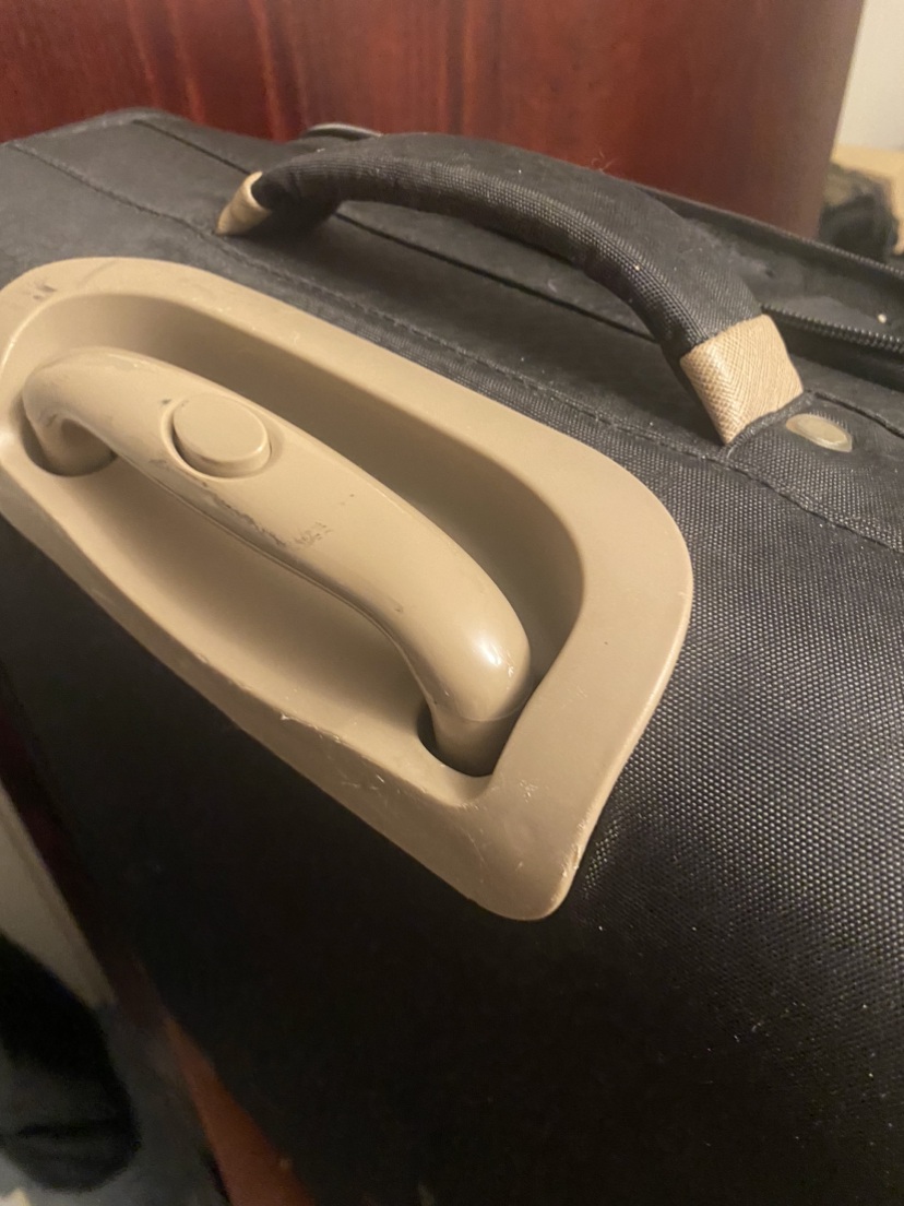 Medium size luggage (Nicole Miller New York) - photo 5