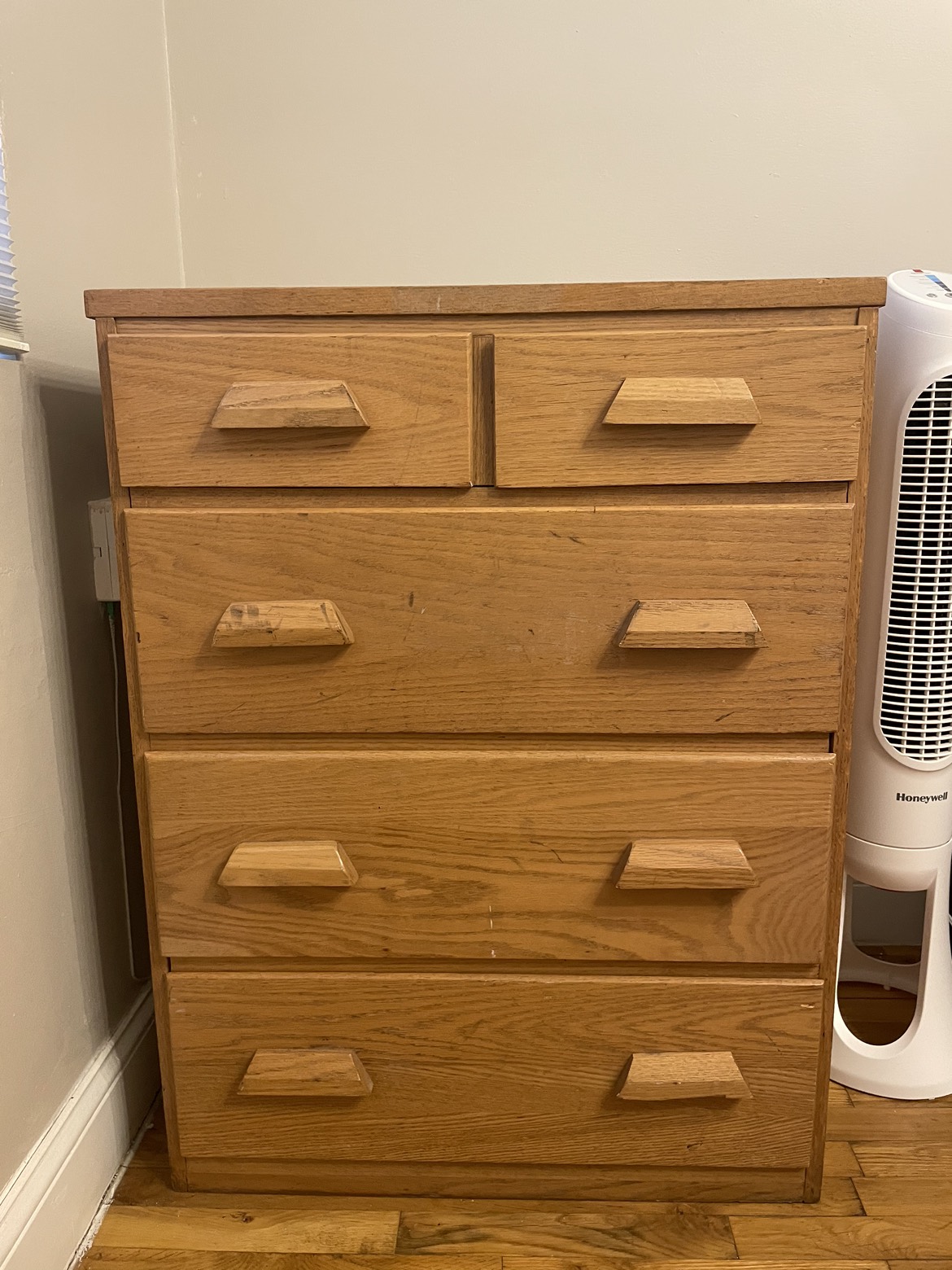 Solid wood wardrobe - photo 2