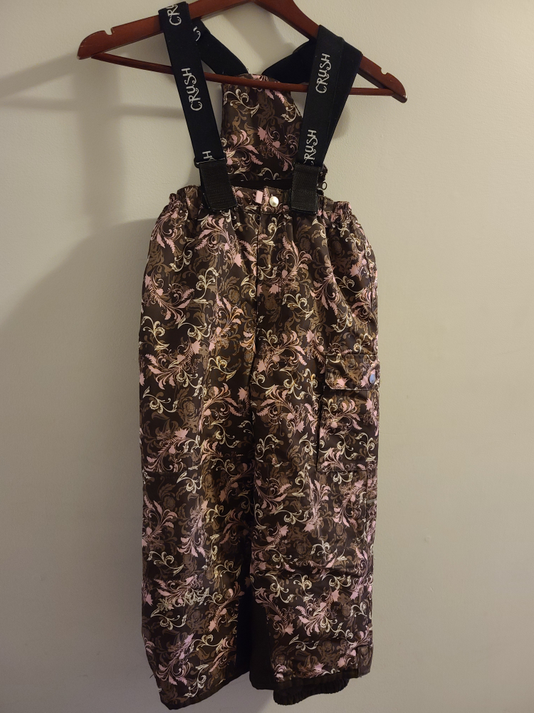 girl snow pants image indicator(2)