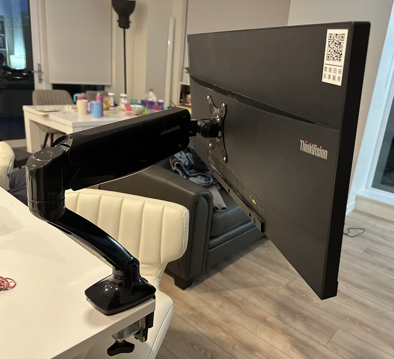 lenovo E29w-20 monitor with Adjustable Desk Mount - photo 2