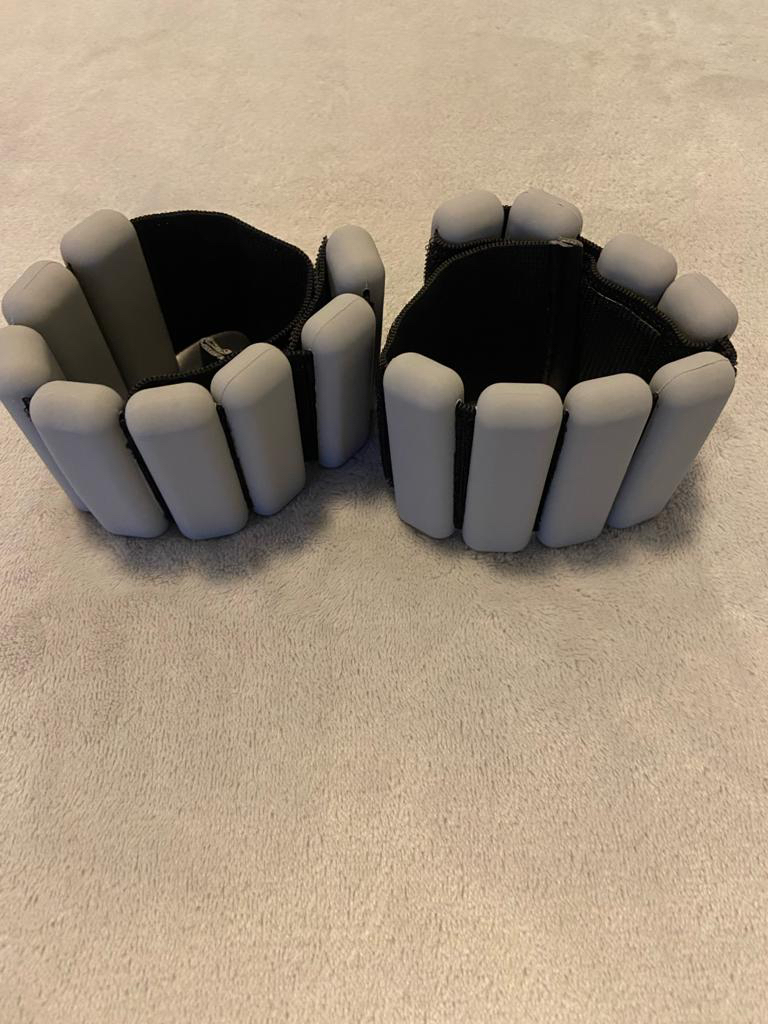 Bala 1lb Ankle/Wrist Weights image indicator(3)