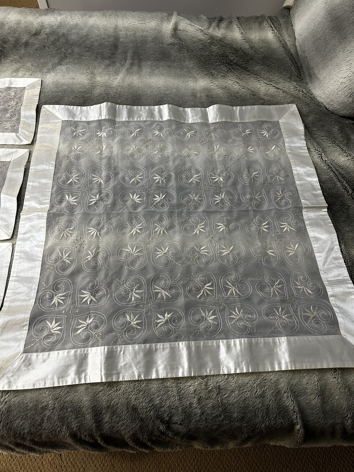 #FREECYCLE Set of four hand made crochet table doilies image indicator(2)