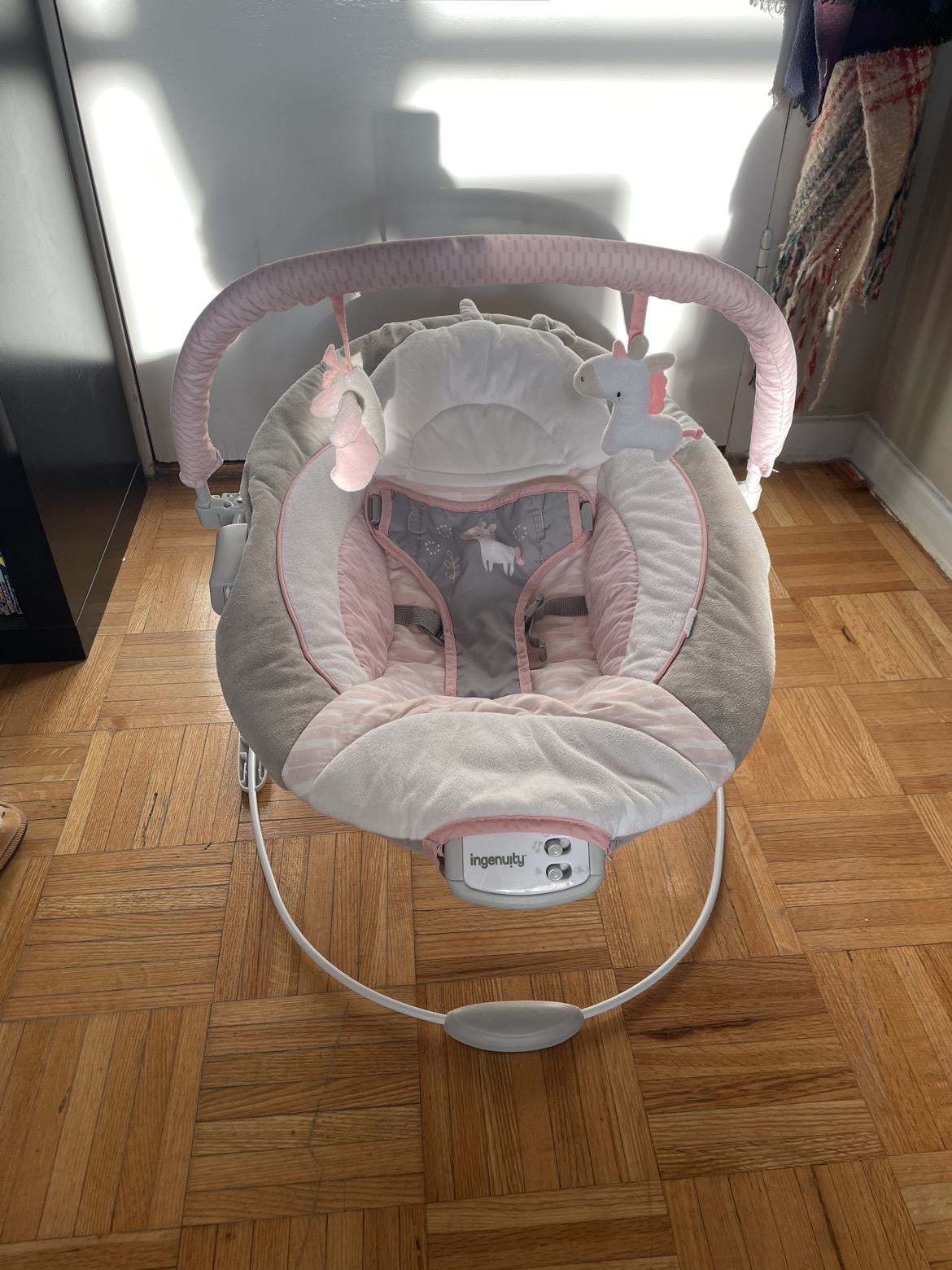 Cradling Bouncer image indicator(2)