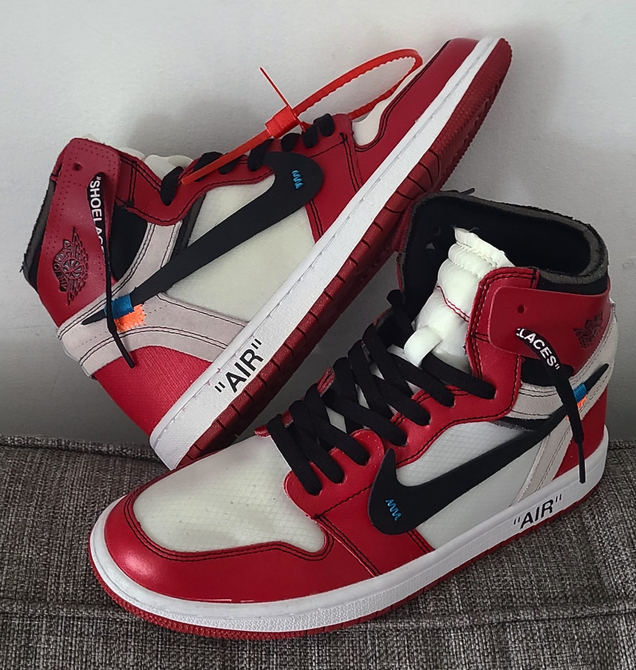 Jordan Retro 1 off white Chicago Size 8.5 shoe Basketball Shoes thumbnail