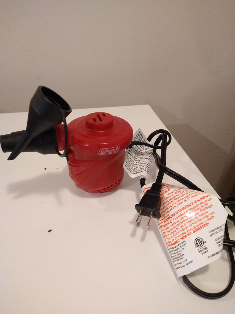 Electric Pump for inflatable mattress or pools thumbnail