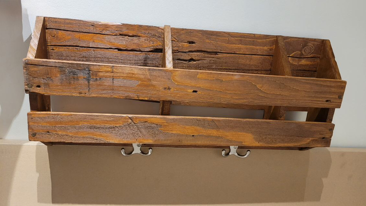 Handmade solid wood wall organizer - photo 3