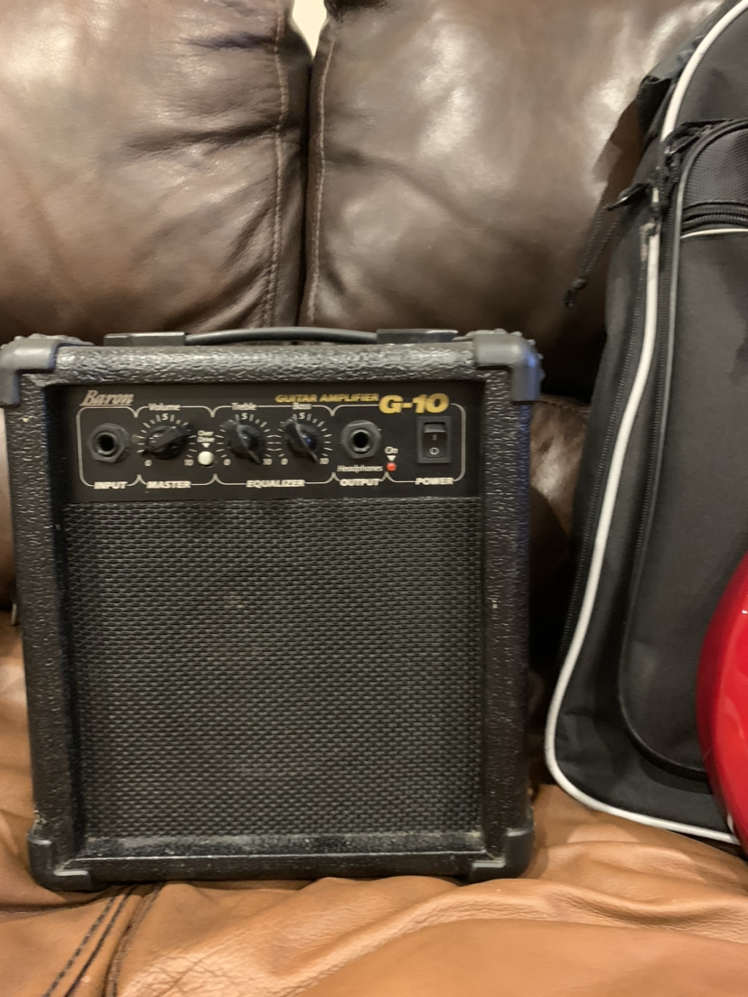 Peavey guitar and amplifier $225 image indicator(7)