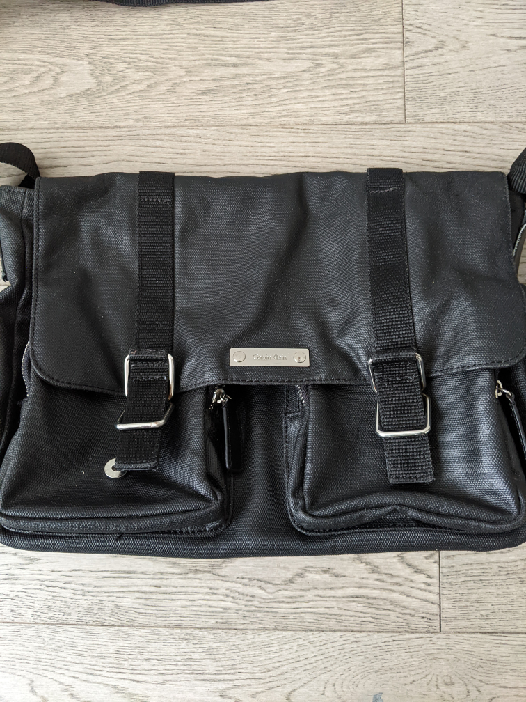 Calvin Klein Messenger Bag image indicator(2)