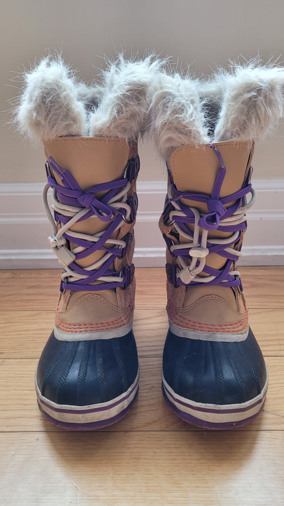 Sorel kids boots size 2 thumbnail