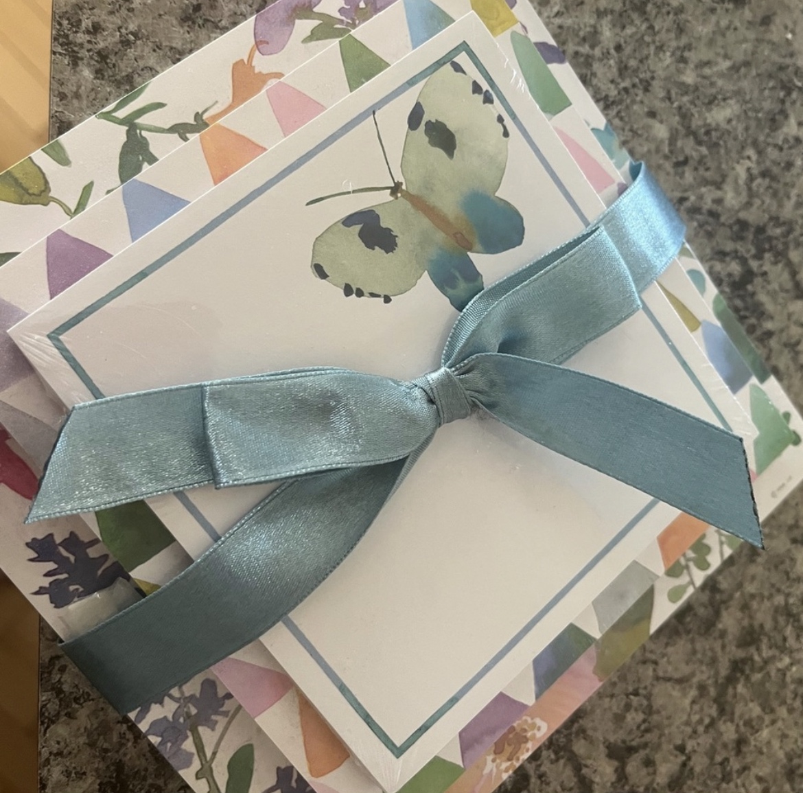 #freecycle brand new hallmark stationary thumbnail